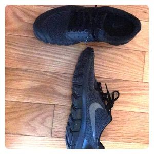 Women’s Nike Free 5.0 sneakers